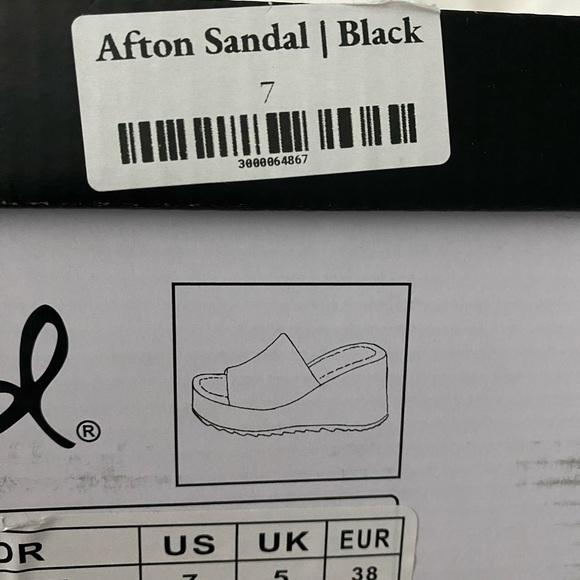 *NEW QUPID black platform sandals sz 7 - Picture 3 of 6